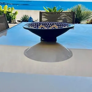 Appartement Vue Panoramique - Grande Terrasse Et Piscine, Bandol
