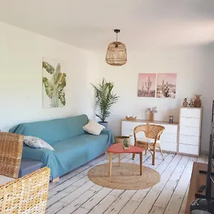 Appartement Beau T2 Au Centre Avec Parking, Bandol